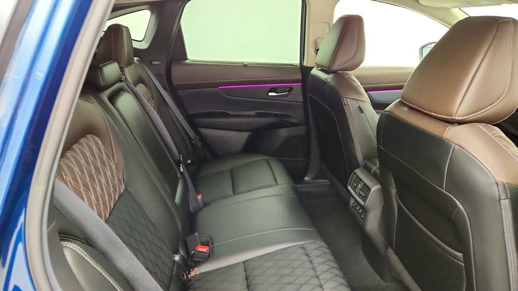 Used 2025 Nissan Murano Platinum w/ Cargo Package AWD/4WD image 22