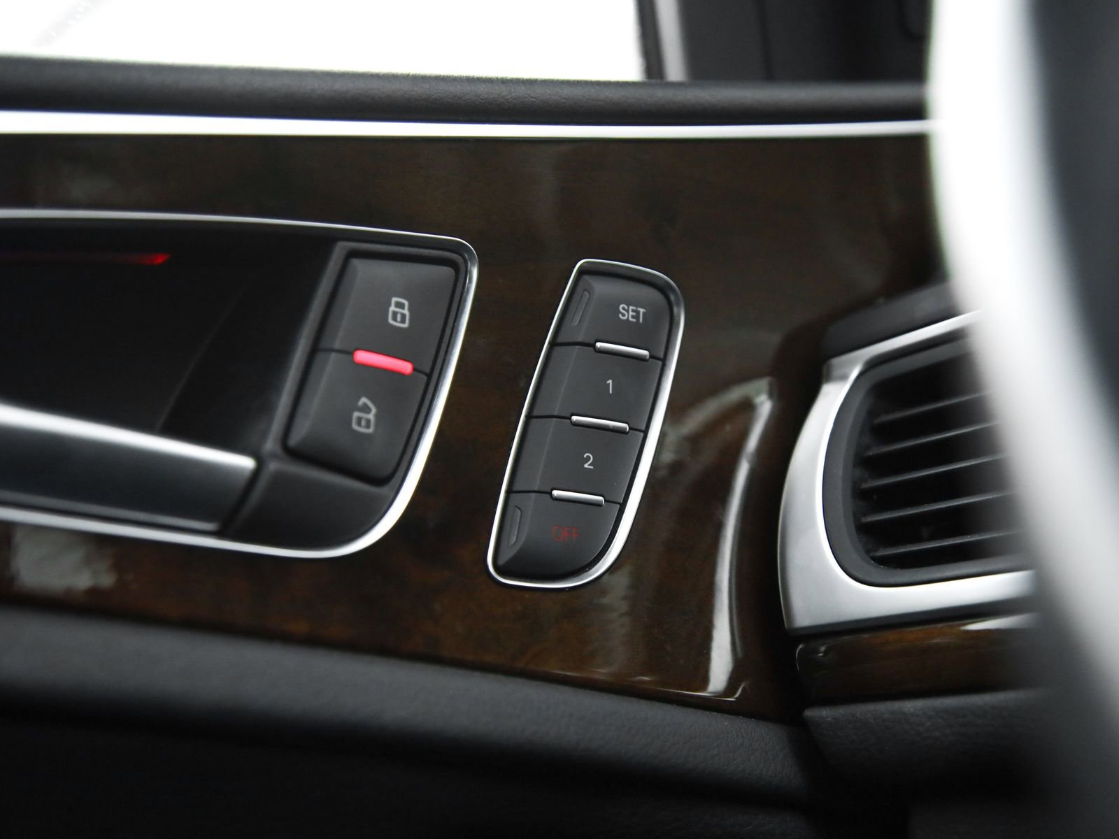 Used 2016 Audi A6 3.0T Premium Plus w/ S Line Sport Package image 18