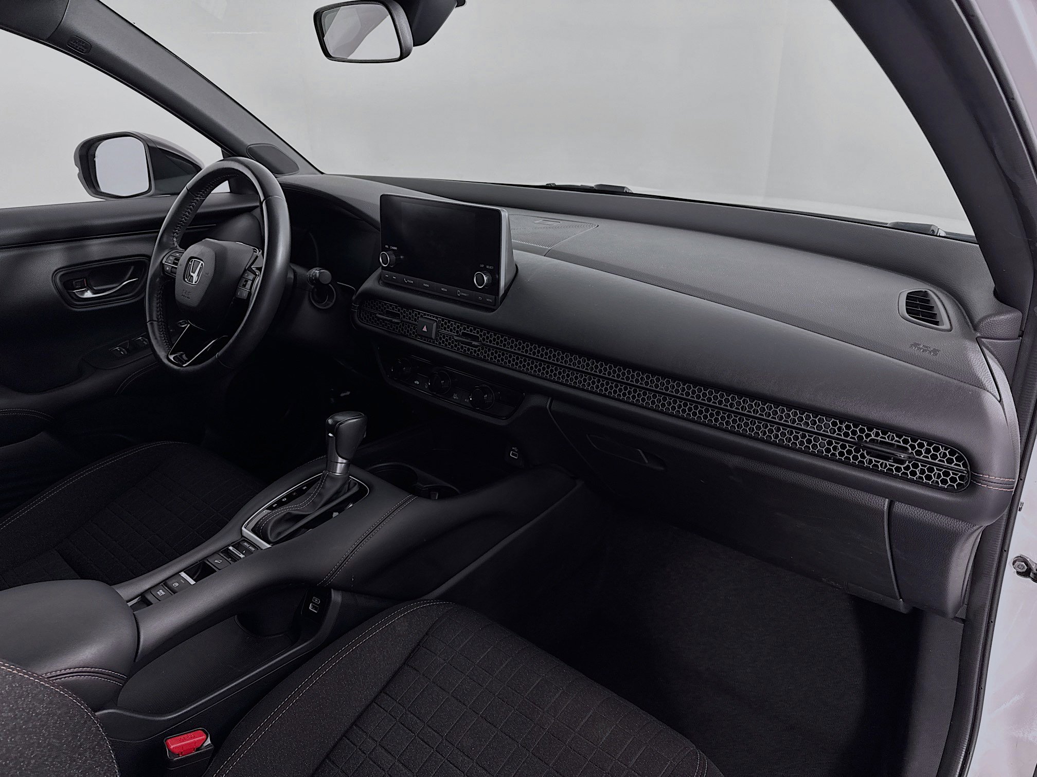 Certified 2023 Honda HR-V Sport image 27