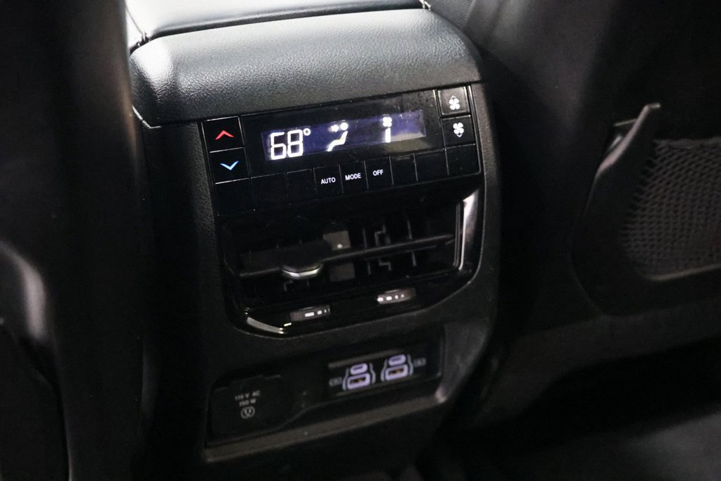 Used 2023 Jeep Grand Cherokee L Laredo AWD/4WD image 31