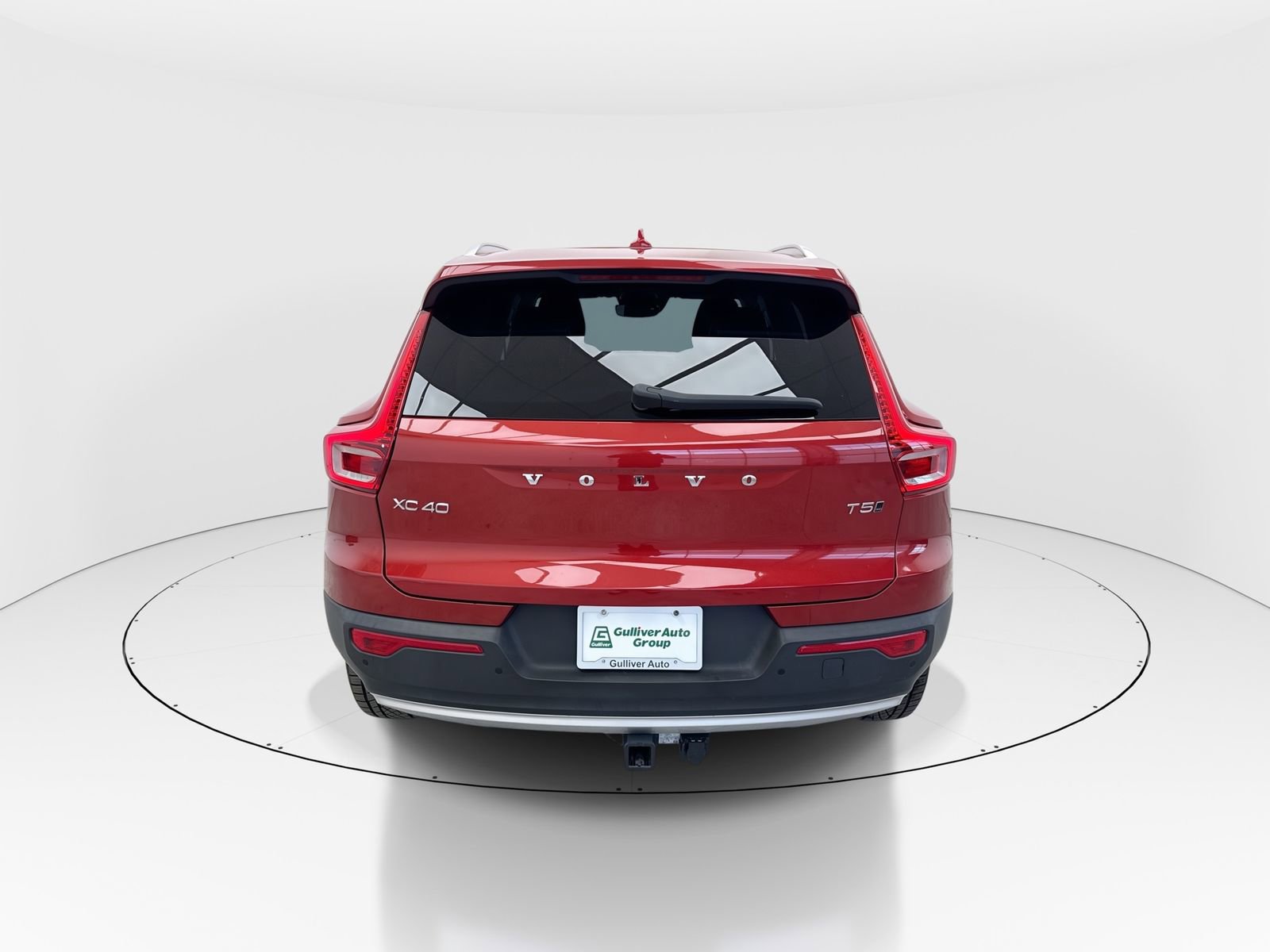 Used 2019 Volvo XC40 T5 Momentum image 7