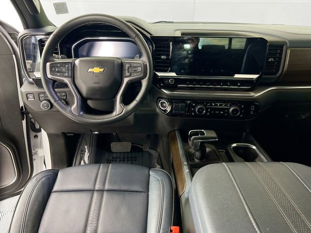 Used 2024 Chevrolet Silverado 1500 High Country w/ Z71 Off-Road Package image 25