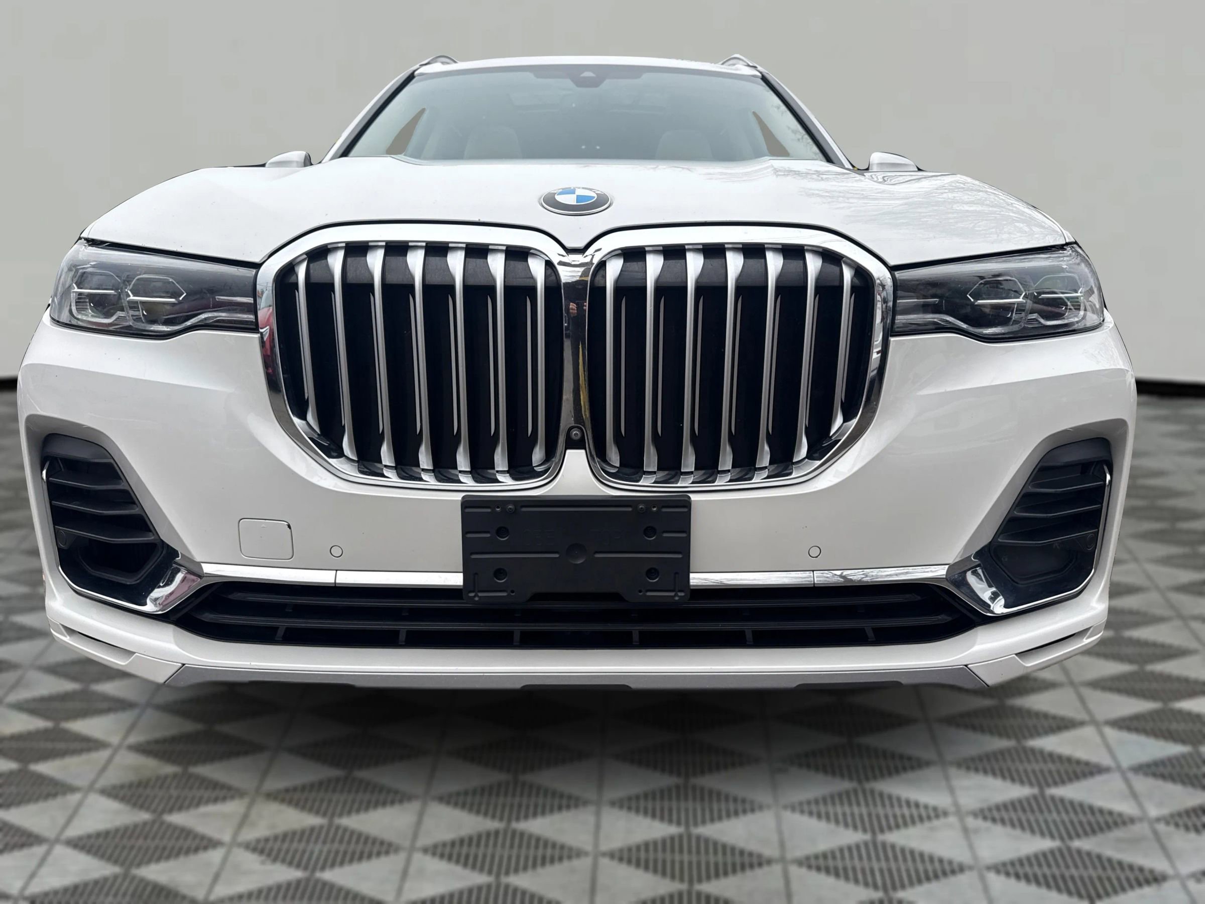 Used 2019 BMW X7 xDrive40i w/ Premium Package image 21