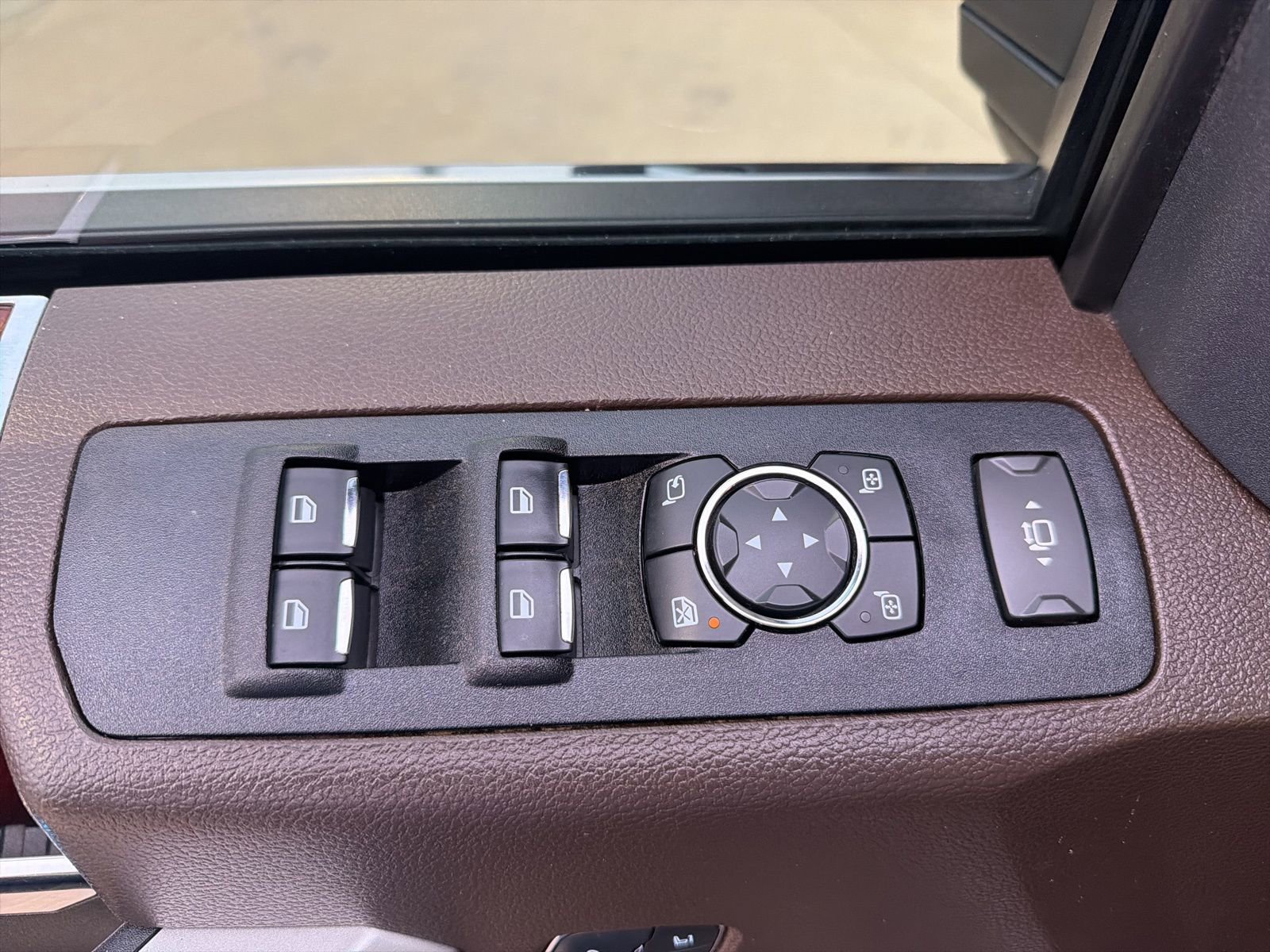 Used 2022 Ford F250 King Ranch w/ King Ranch Ultimate Package AWD/4WD image 15