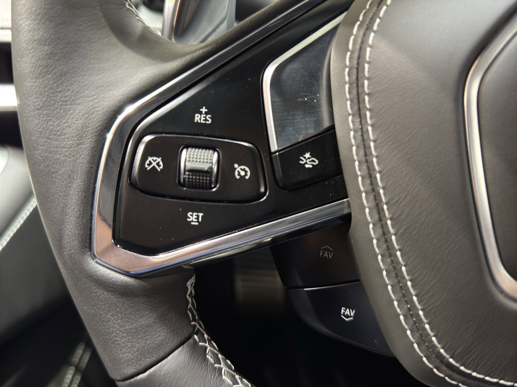 Used 2024 Chevrolet Corvette Stingray Premium Cpe w/ Z51 Performance Package image 17