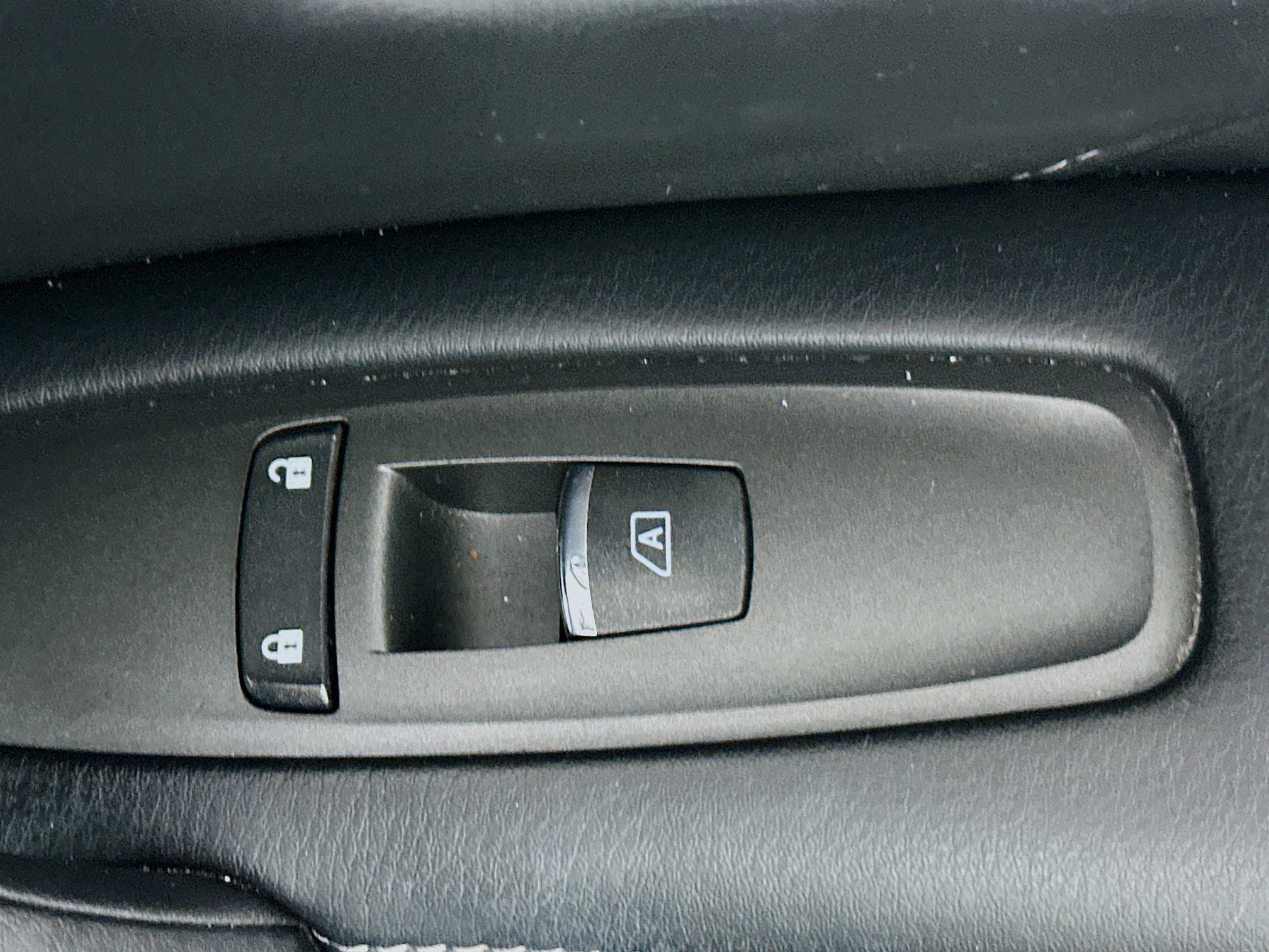 Used 2024 INFINITI QX80 Luxe image 29