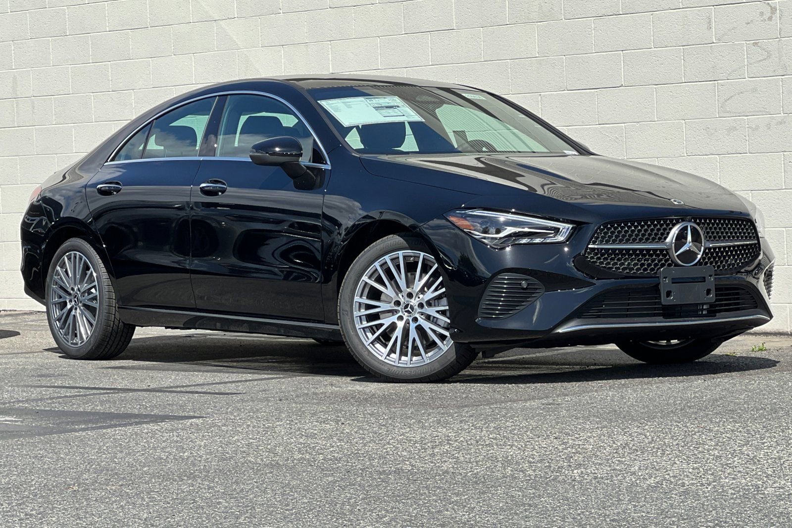 New 2025 Mercedes-Benz CLA 250 image 2