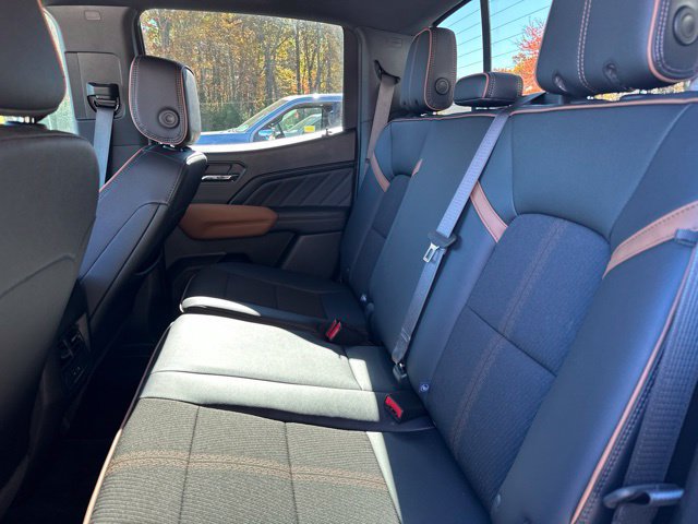 Used 2026 GMC Canyon AT4 AWD/4WD image 17
