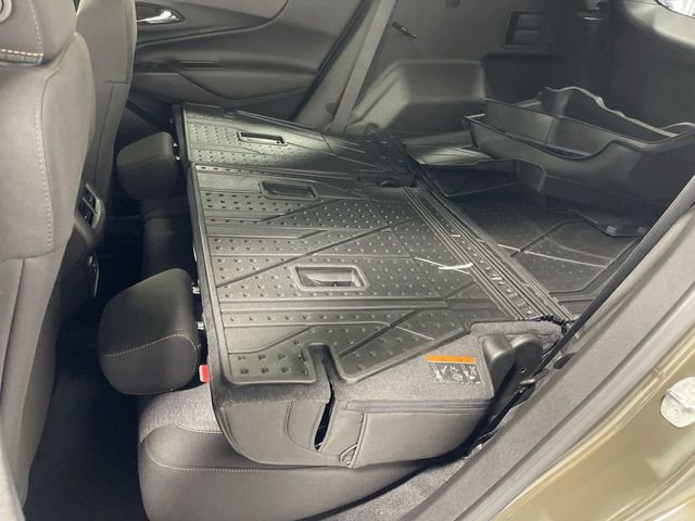 Used 2023 Chevrolet Equinox LT image 24