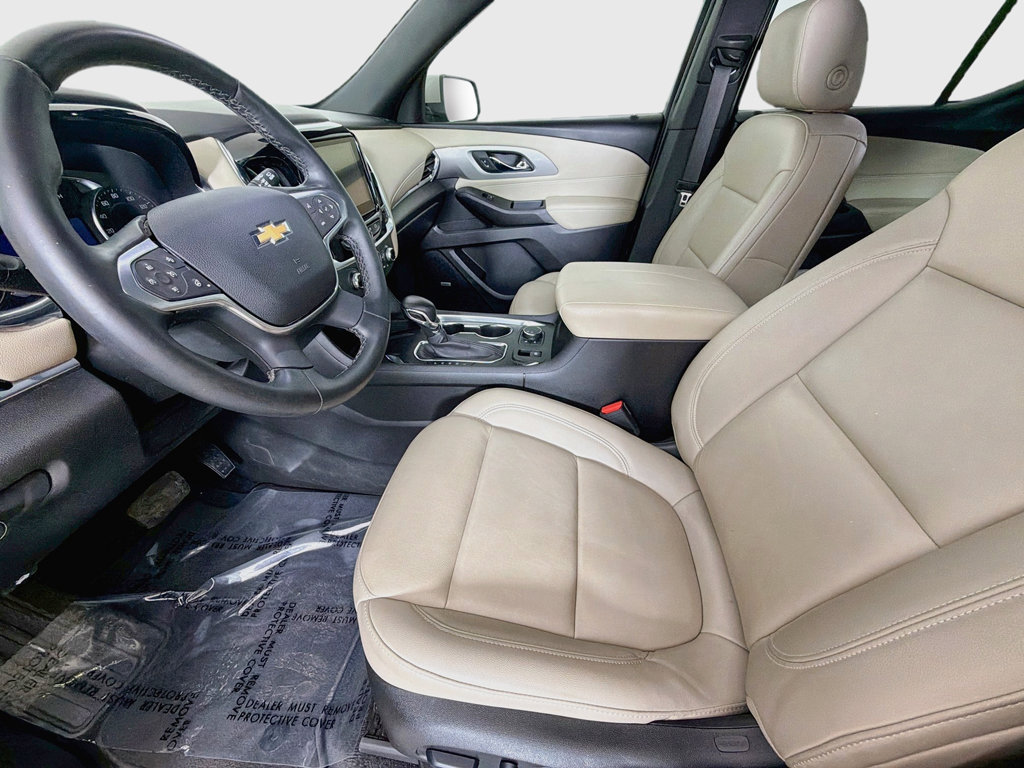 Used 2023 Chevrolet Traverse LT w/ LT Premium Package FWD image 24