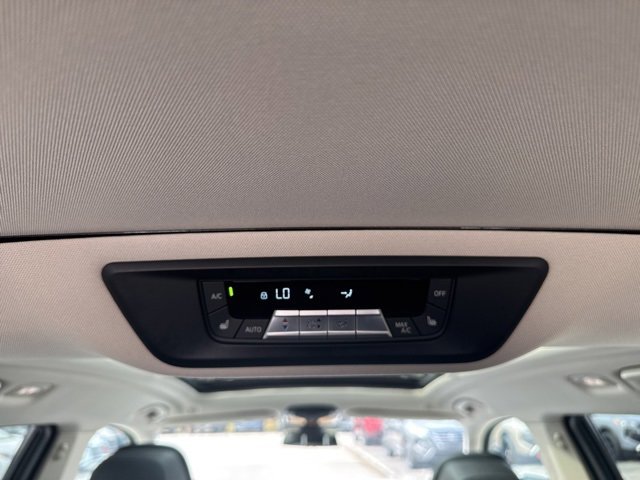 Used 2024 BMW X7 xDrive40i image 60