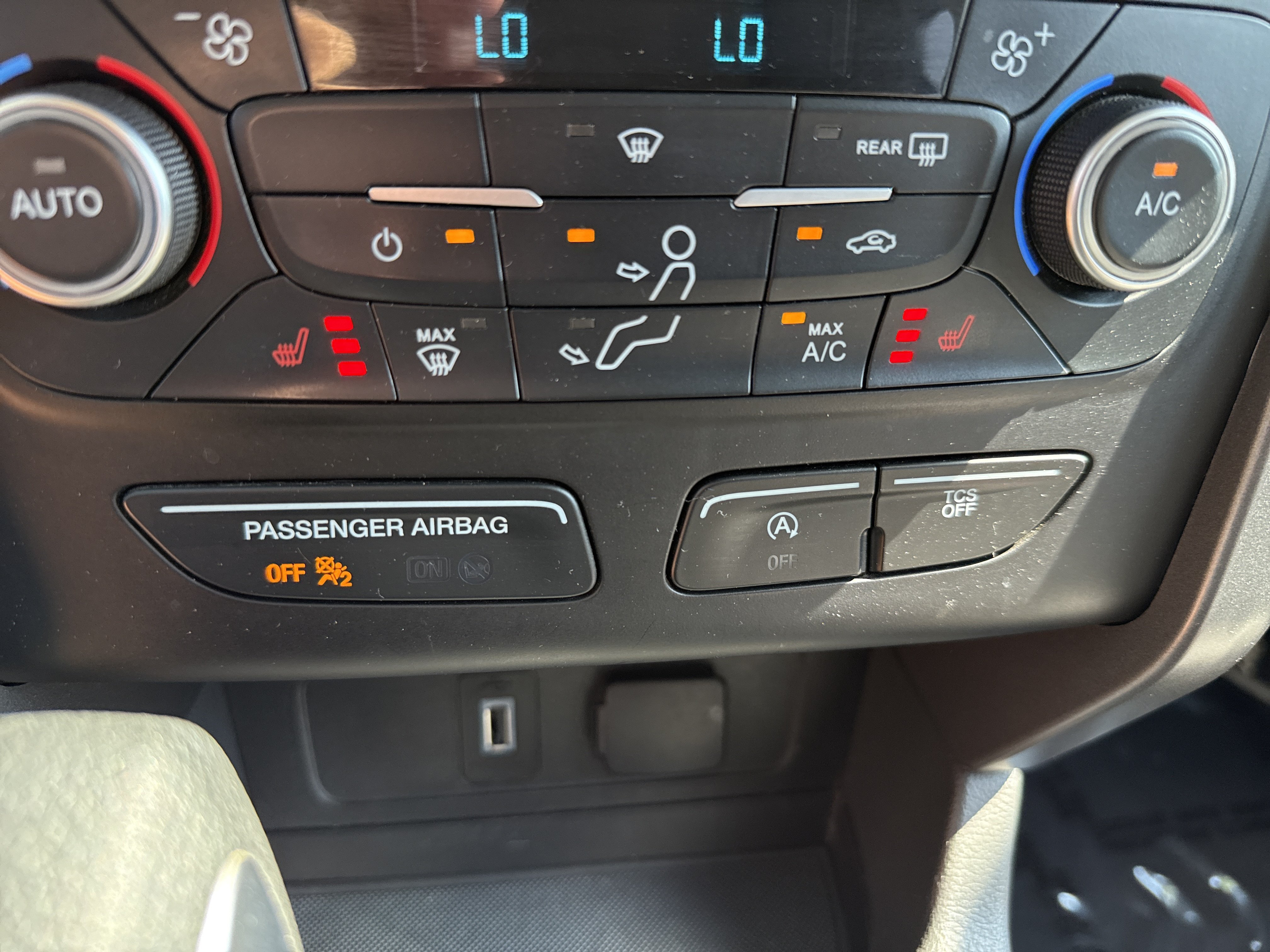 Used 2018 Ford Escape SE AWD/4WD image 27