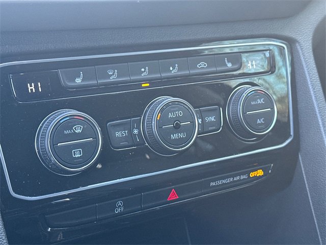 Used 2023 Volkswagen Atlas SE w/ Panoramic Sunroof Package image 24
