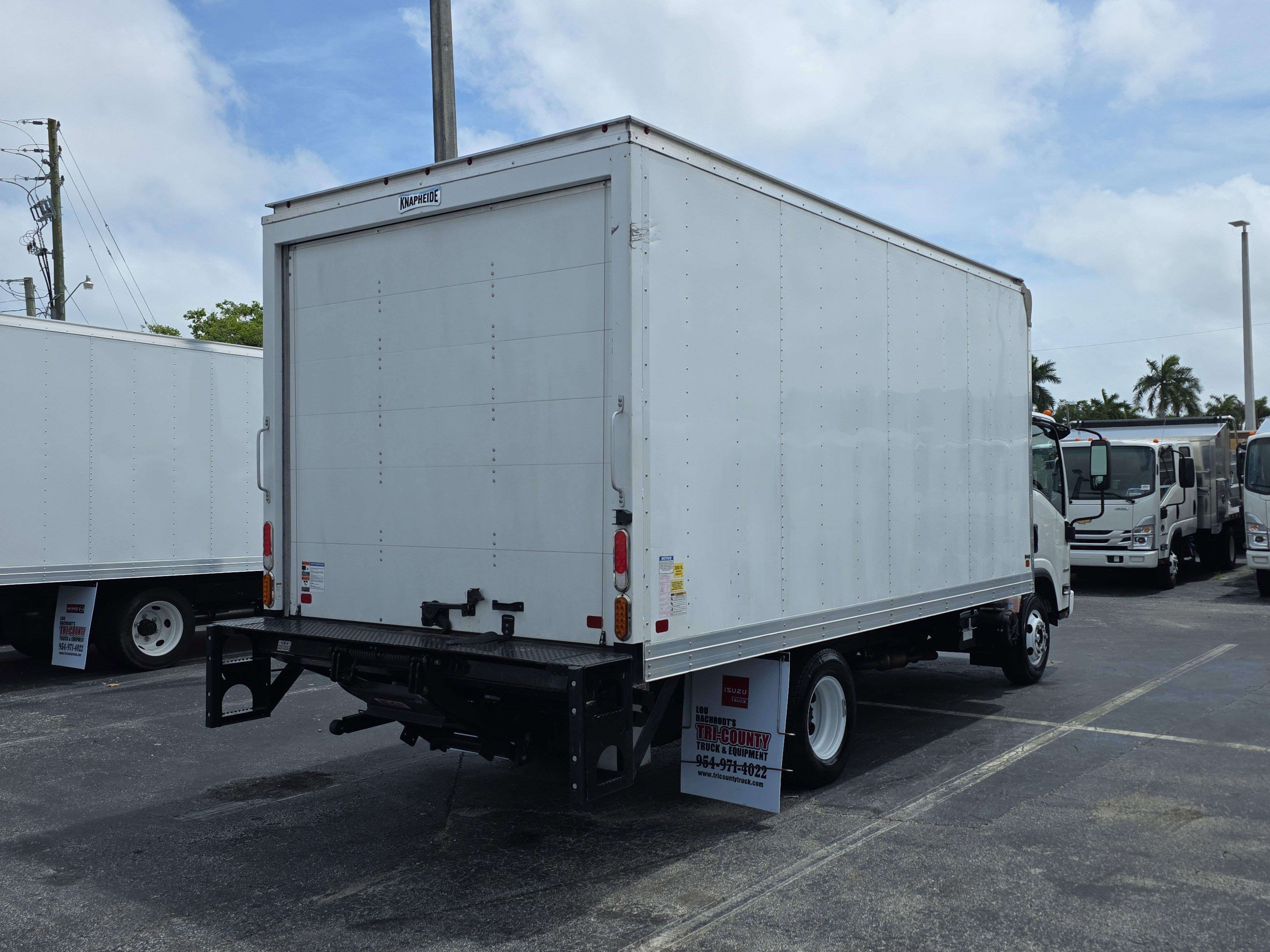 Used 2024 Chevrolet Low Cab Forward RWD image 7