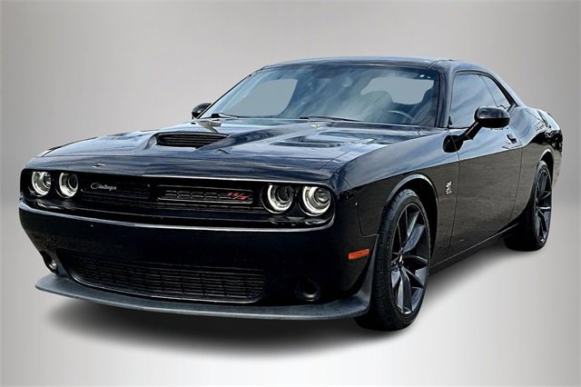 Used 2019 Dodge Challenger R/T Scat Pack image 2