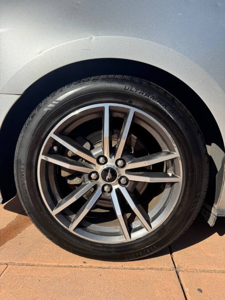 Used 2016 Ford Mustang Premium RWD image 20