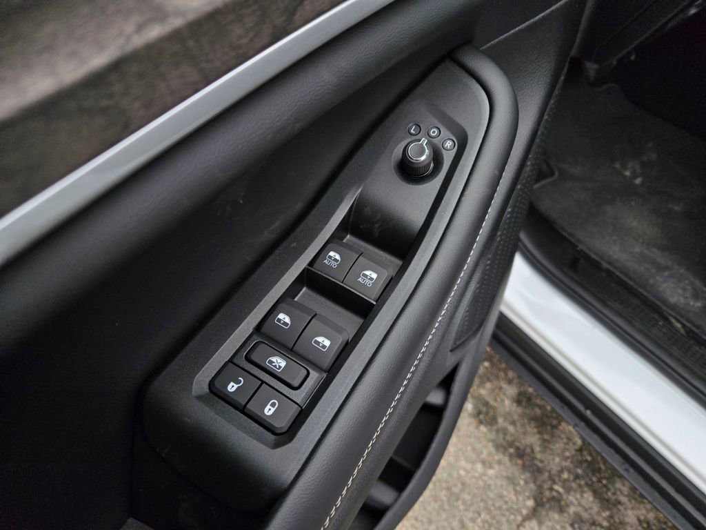 New 2025 Jeep Grand Cherokee Limited image 10