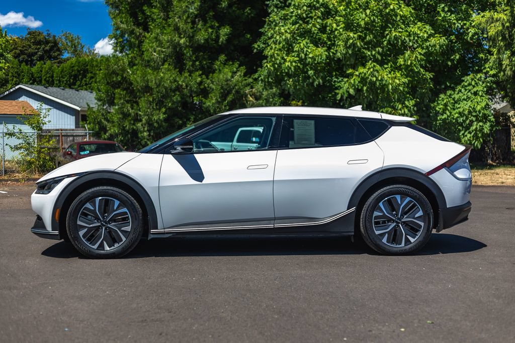 Used 2024 Kia EV6 Light AWD/4WD image 10