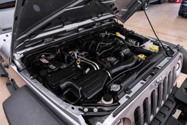 Used 2015 Jeep Wrangler Unlimited Sport AWD/4WD image 73
