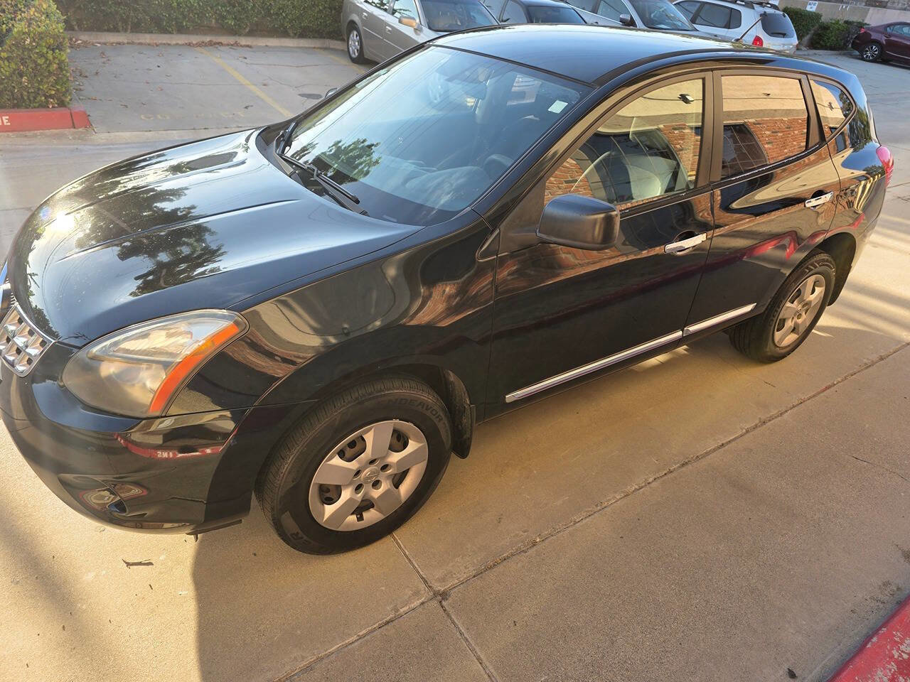 Used 2014 Nissan Rogue S image 8