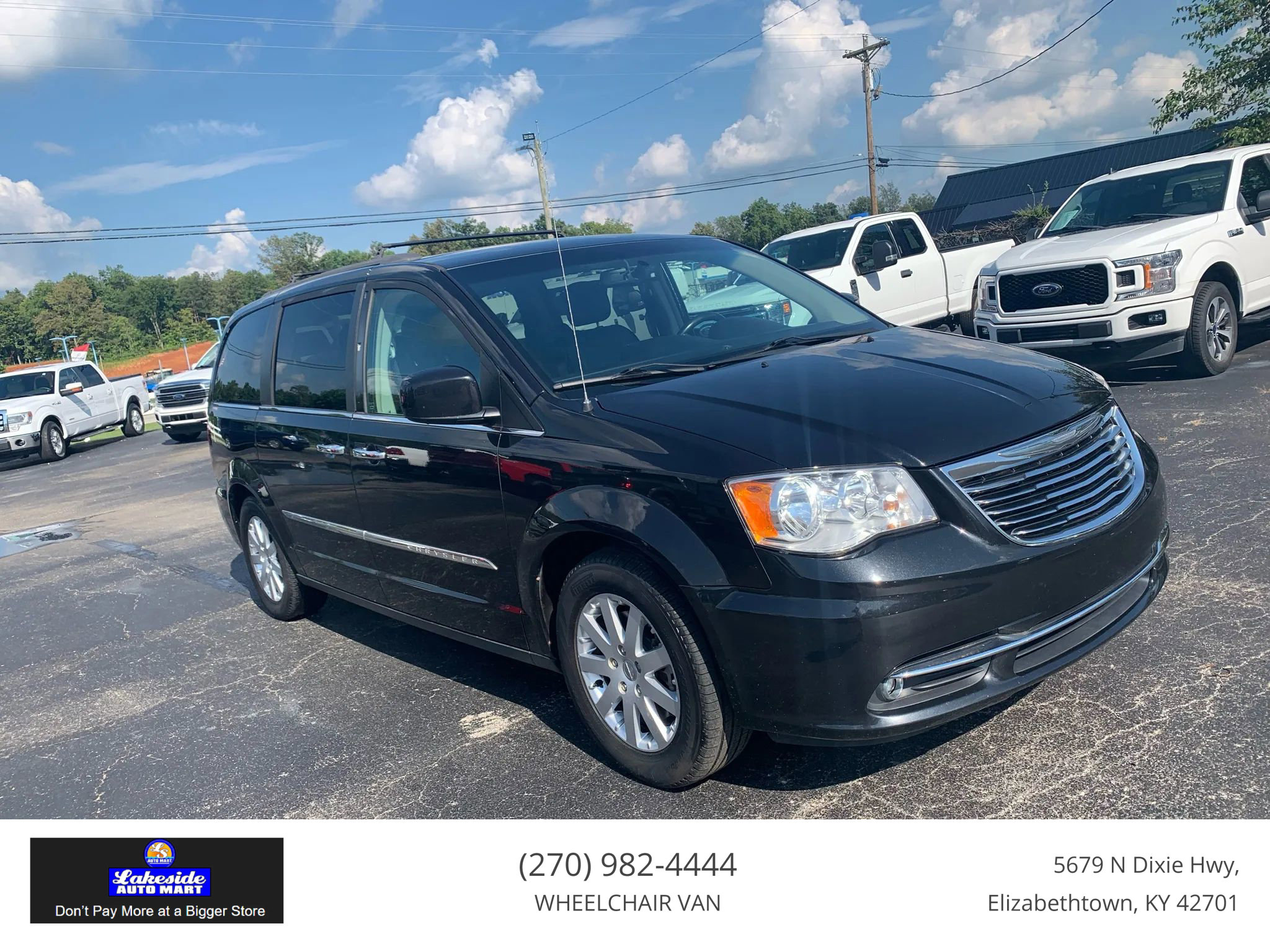 Used 2015 Chrysler Town & Country Touring w/ Trailer Tow Group