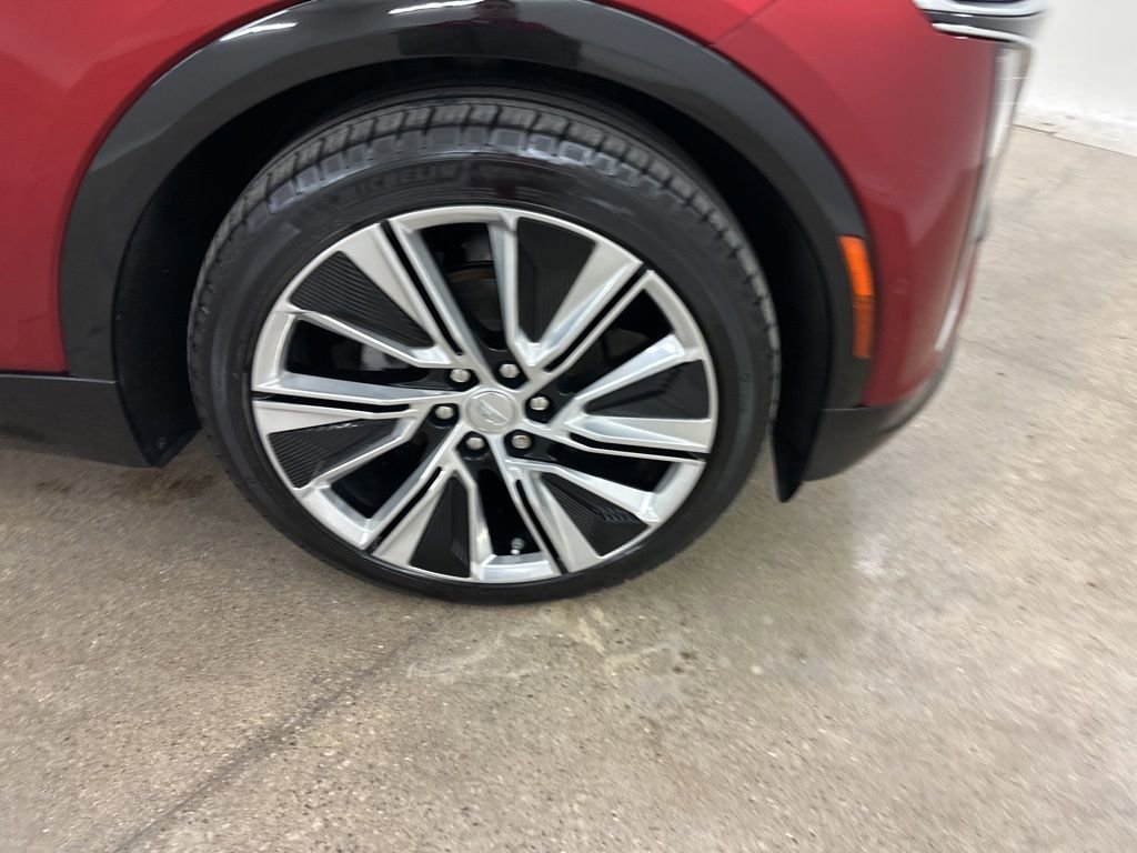 Certified 2024 Cadillac Lyriq Luxury w/ LPO, Floor Liner Package image 13