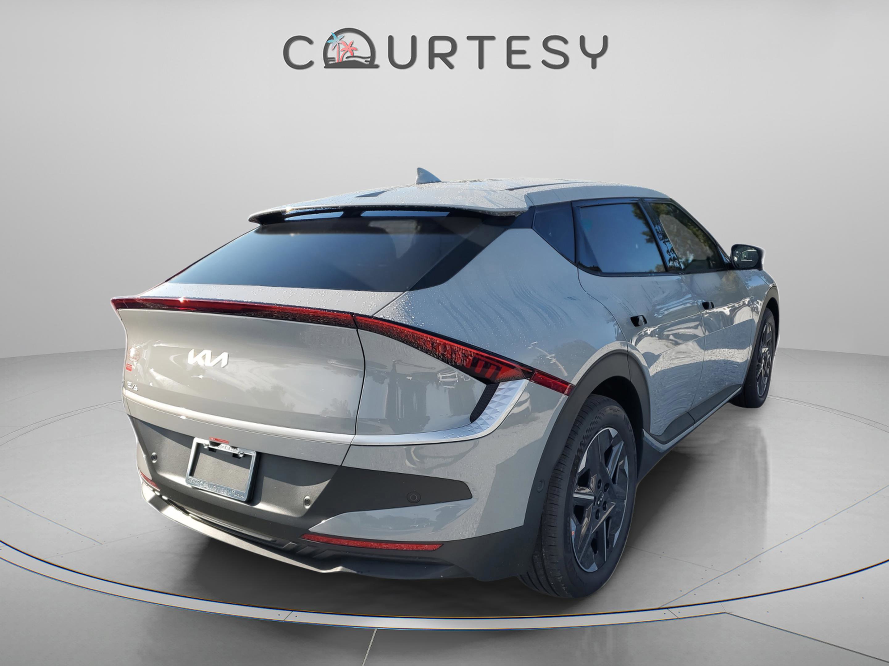 New 2025 Kia EV6 Light w/ Light LR Technology Package image 4