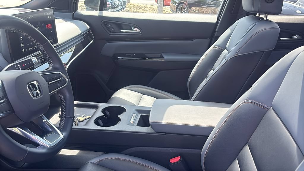 Used 2024 Honda Prologue Touring image 24
