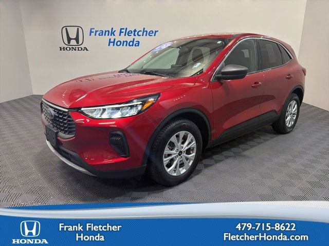 Used 2023 Ford Escape Active AWD/4WD image 1