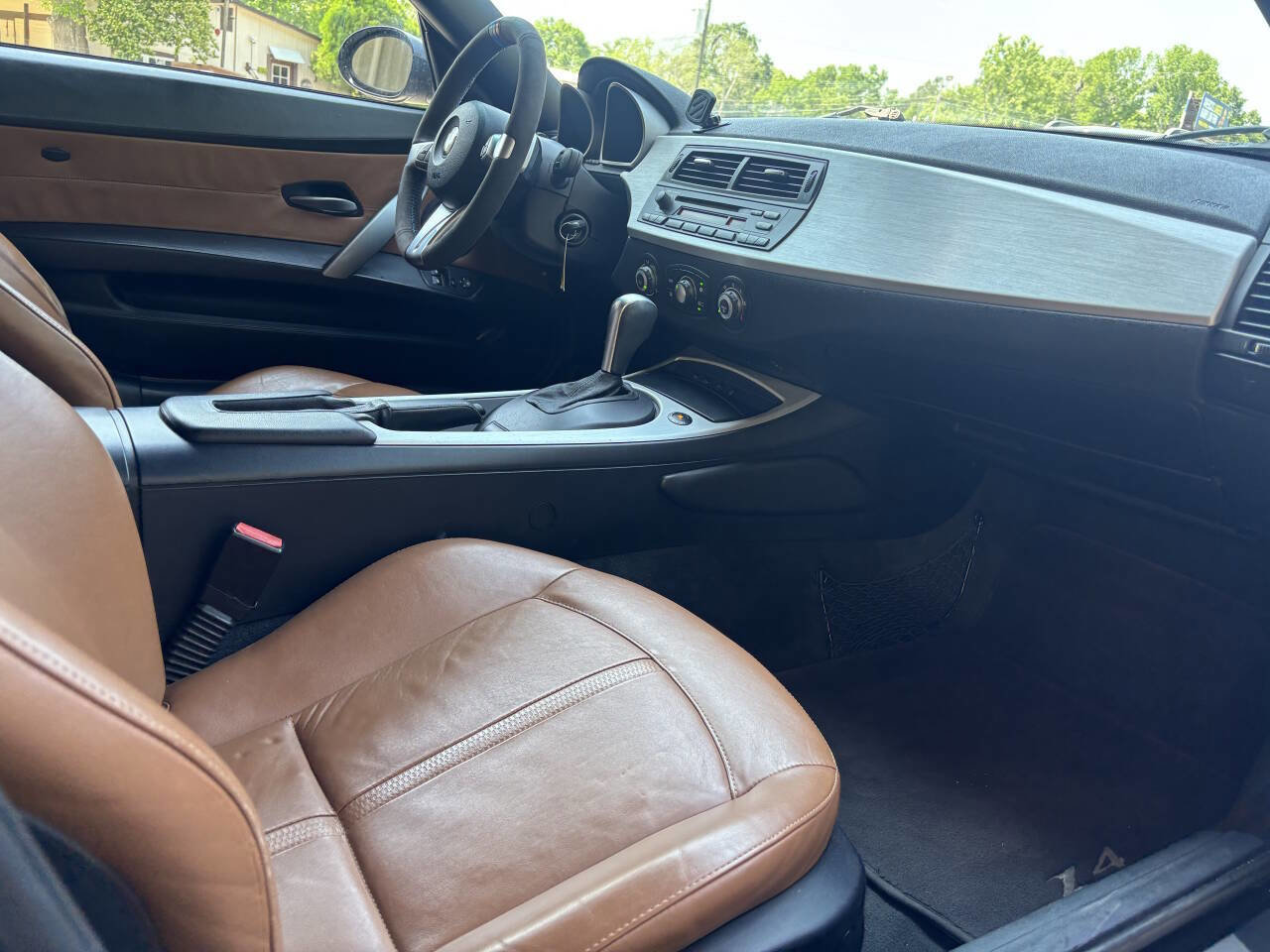 Used 2008 BMW Z4 3.0si RWD image 16