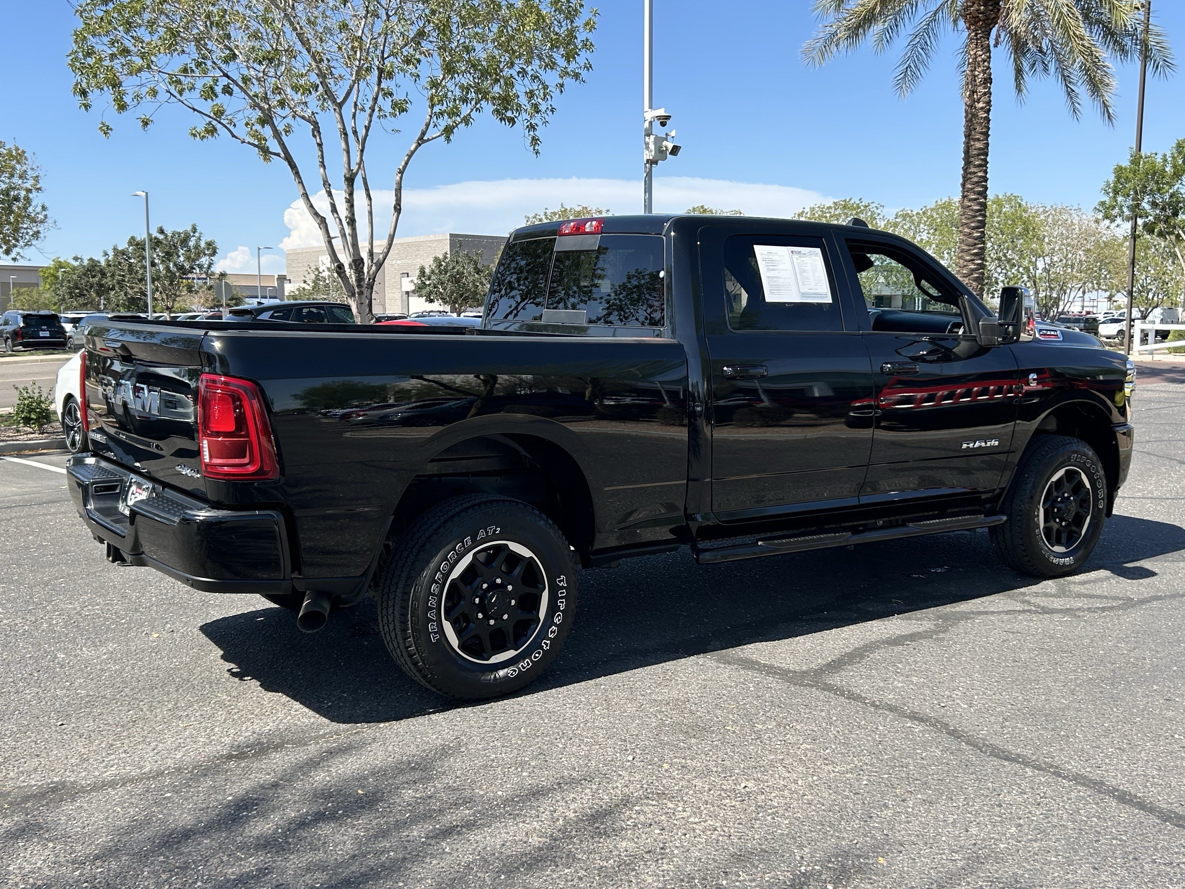 Used 2025 RAM 2500 Laramie AWD/4WD image 4