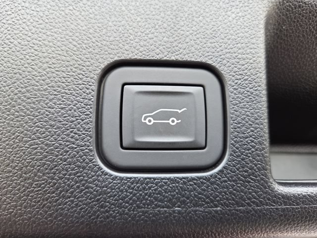 Certified 2025 Chevrolet Equinox EV RS w/ Active Safety Package 3 AWD/4WD image 21