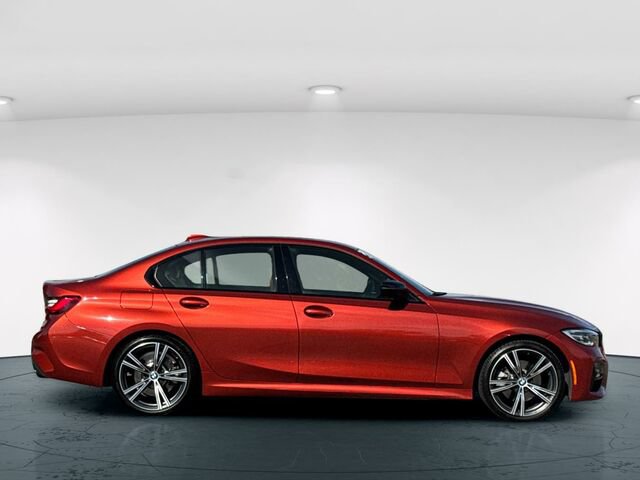Used 2021 BMW 330i xDrive Sedan w/ M Sport Package AWD/4WD image 7