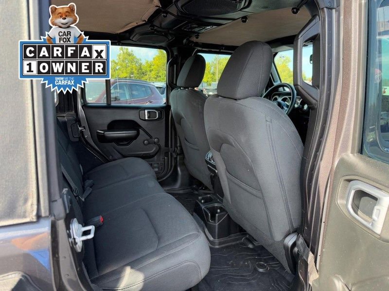 Used 2019 Jeep Wrangler Unlimited Sport image 9