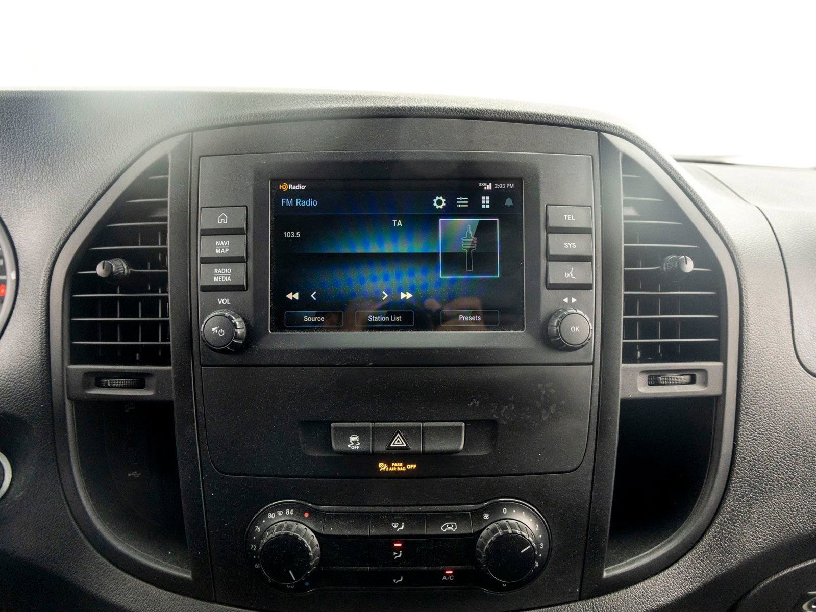 Used 2022 Mercedes-Benz Metris image 17