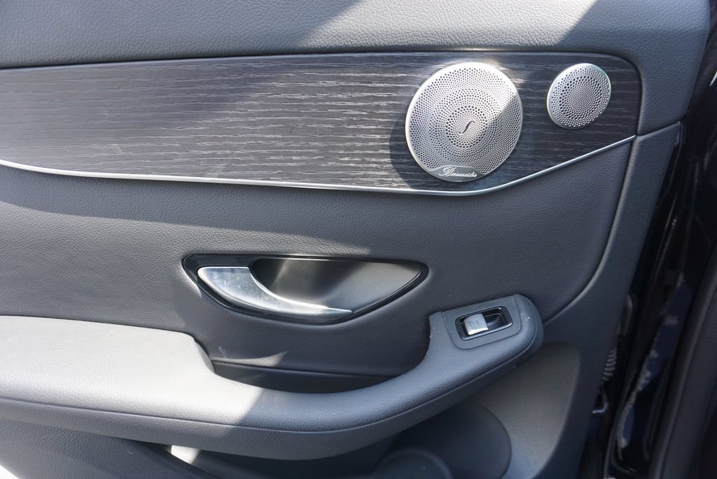 Certified 2021 Mercedes-Benz GLC 300 4MATIC image 22