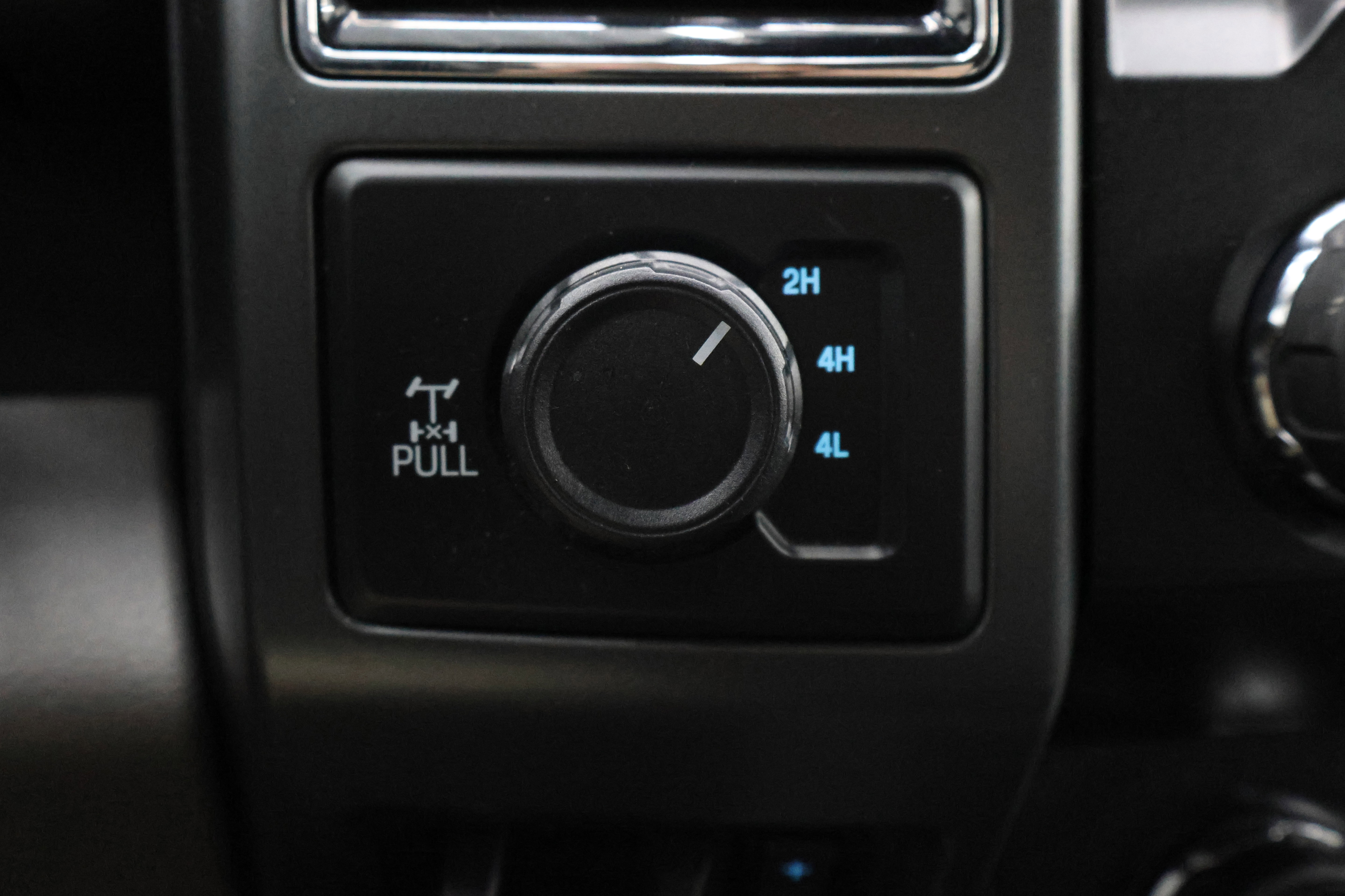 Used 2022 Ford F250 XLT w/ Black Appearance Package image 45