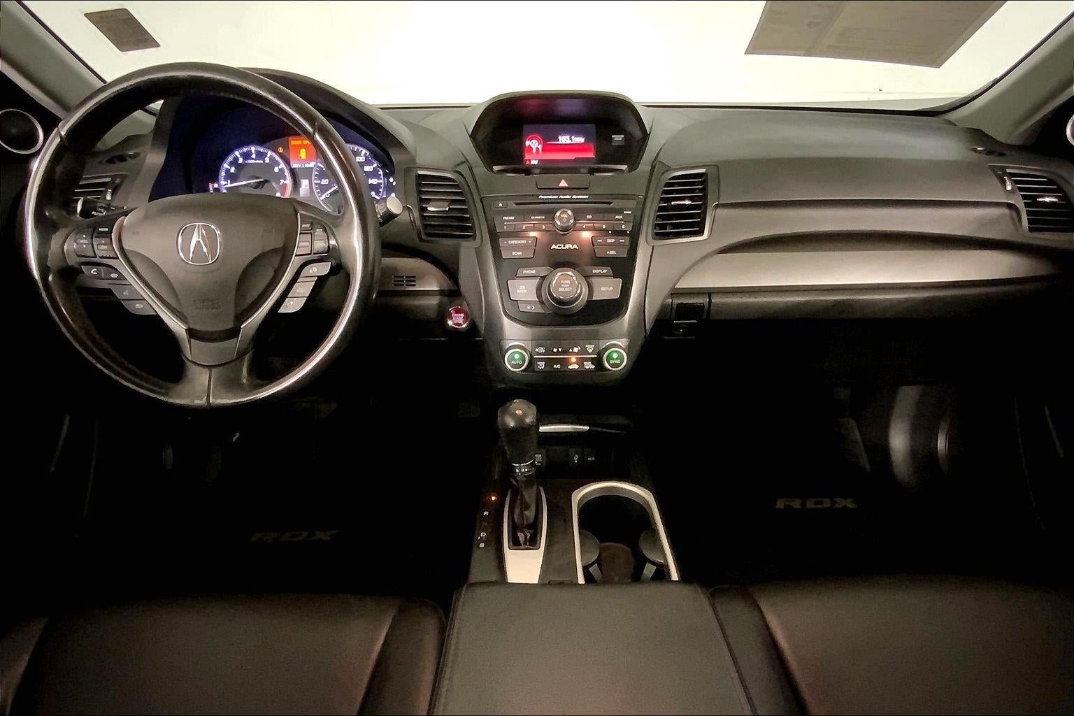 Used 2017 Acura RDX w/ AcuraWatch Plus Package FWD image 15