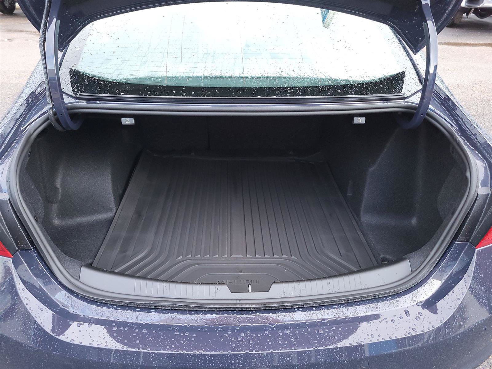 New 2025 Chevrolet Malibu LS w/ LPO, Floor Liner Package FWD image 24
