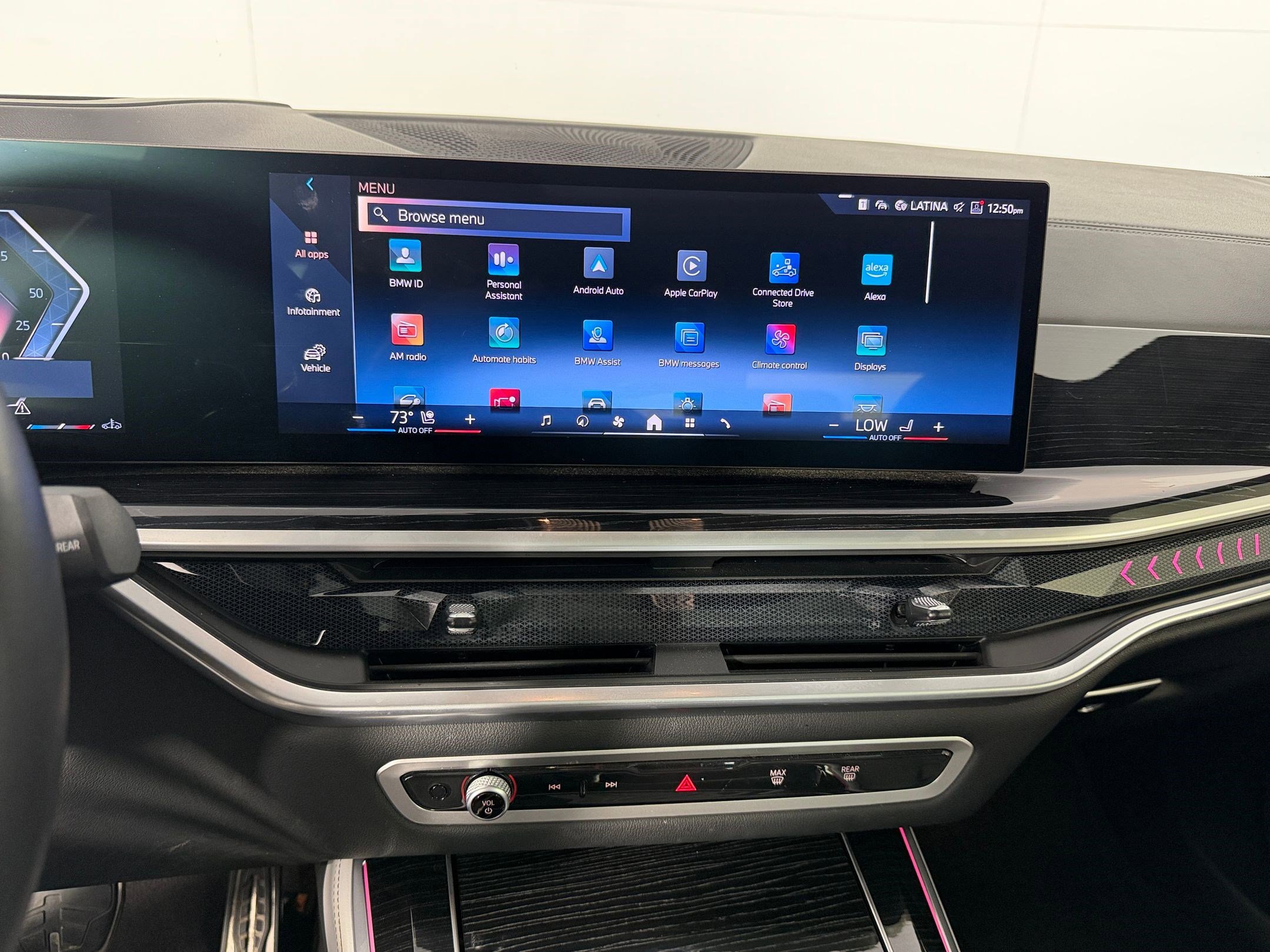 Used 2024 BMW X5 sDrive40i w/ M Sport Package RWD image 25