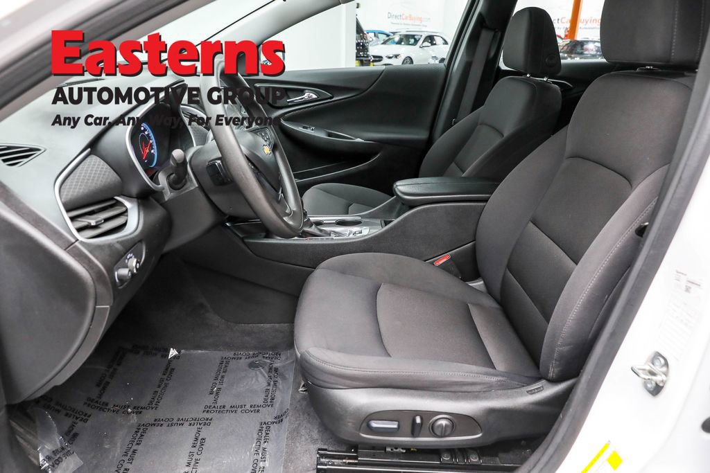 Used 2023 Chevrolet Malibu LT image 14