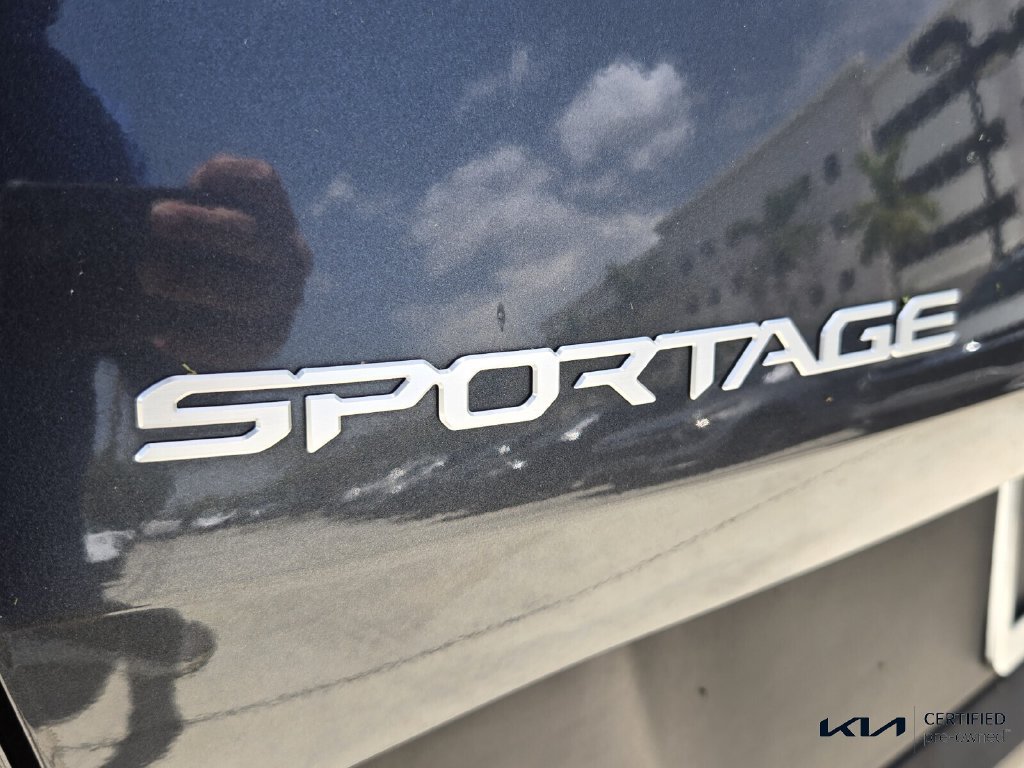 Certified 2023 Kia Sportage X-Line w/ X-Line Premium Package AWD/4WD image 16