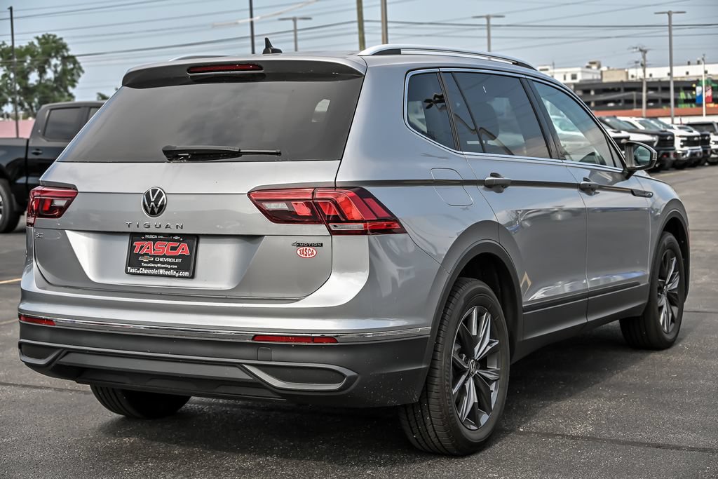 Used 2022 Volkswagen Tiguan SE AWD/4WD image 10