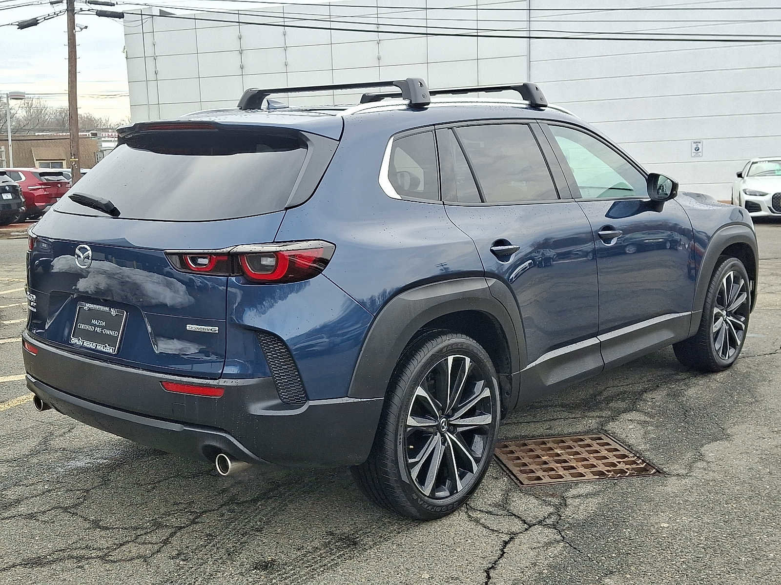 Used 2025 MAZDA CX-50 AWD 2.5 S w/ Premium Plus Pkg image 4