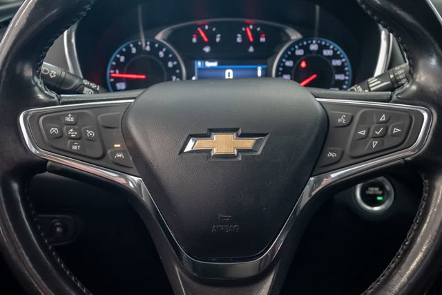 Used 2020 Chevrolet Equinox LT w/ Driver Convenience Package FWD image 12