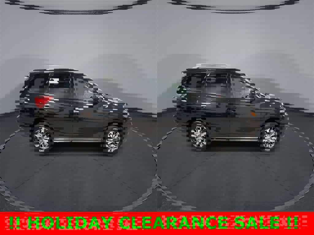 Used 2019 Nissan Pathfinder SV image 9