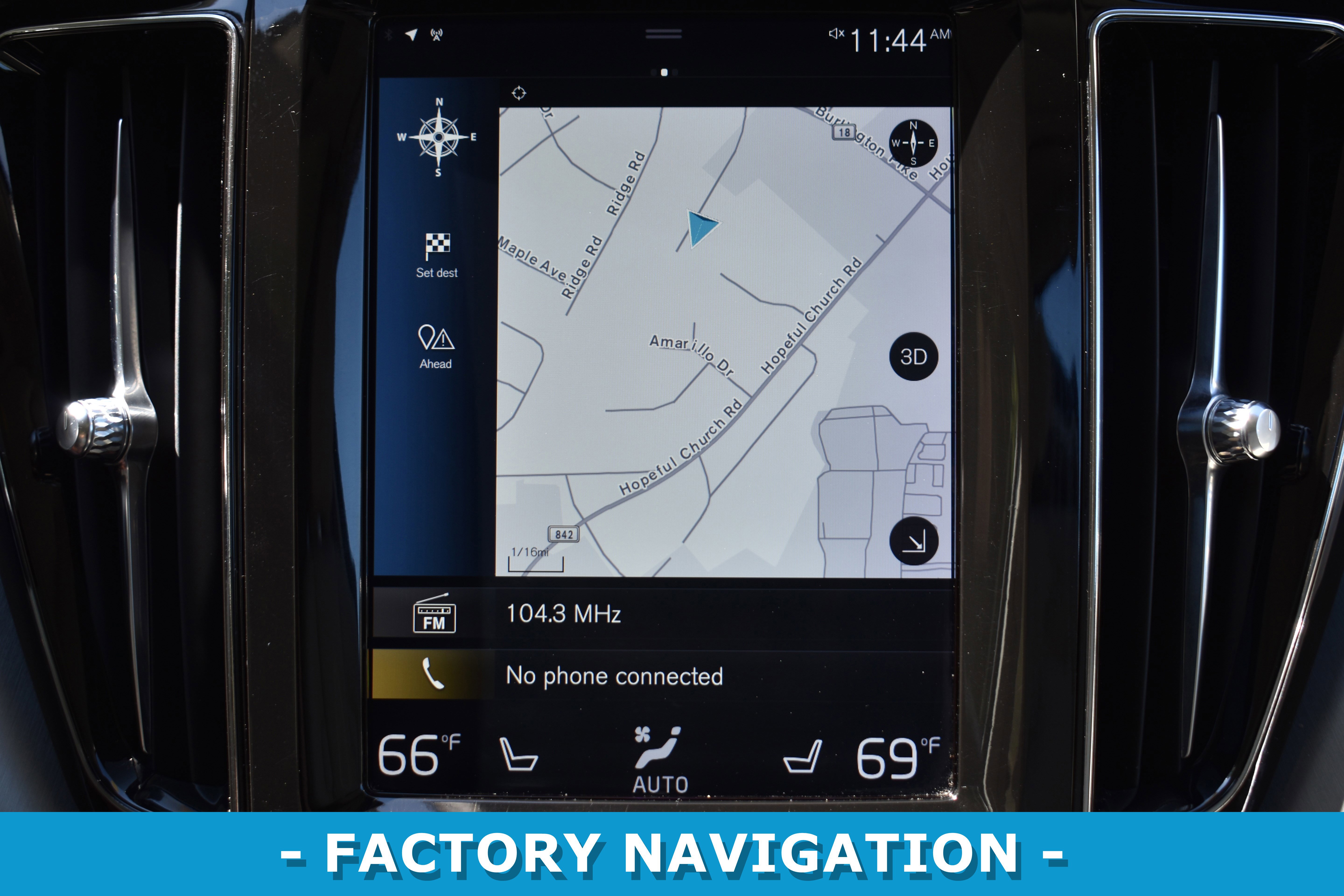 Used 2019 Volvo XC60 T8 Momentum w/ Advanced Package image 15