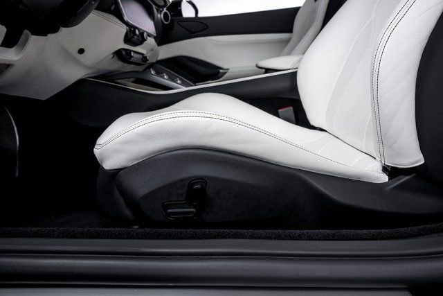 Certified 2019 Ferrari Portofino image 25