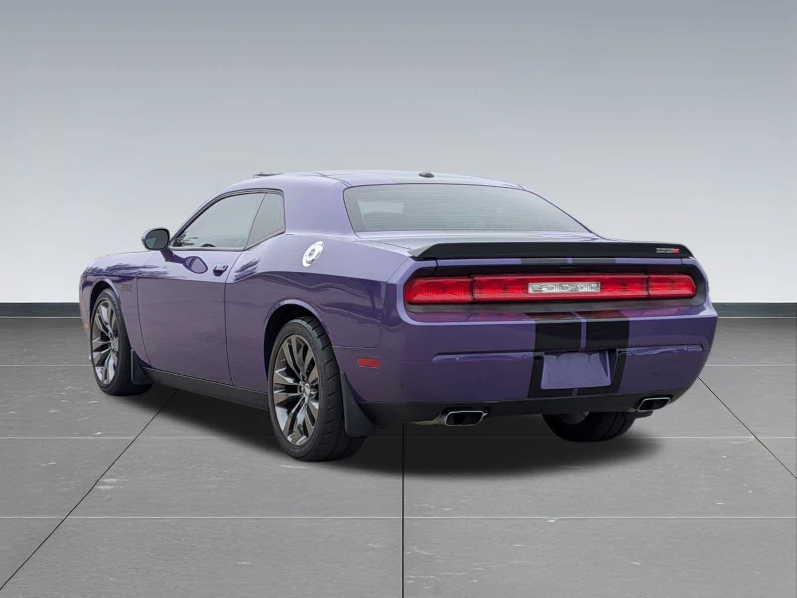 Used 2014 Dodge Challenger SRT8 Core w/ Electronics Convenience Group RWD image 4