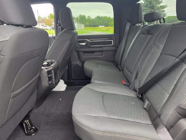 New 2026 RAM 3500 Big Horn AWD/4WD image 10